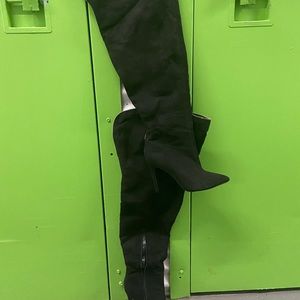 Wide calf zip top half thigh high boots never worn